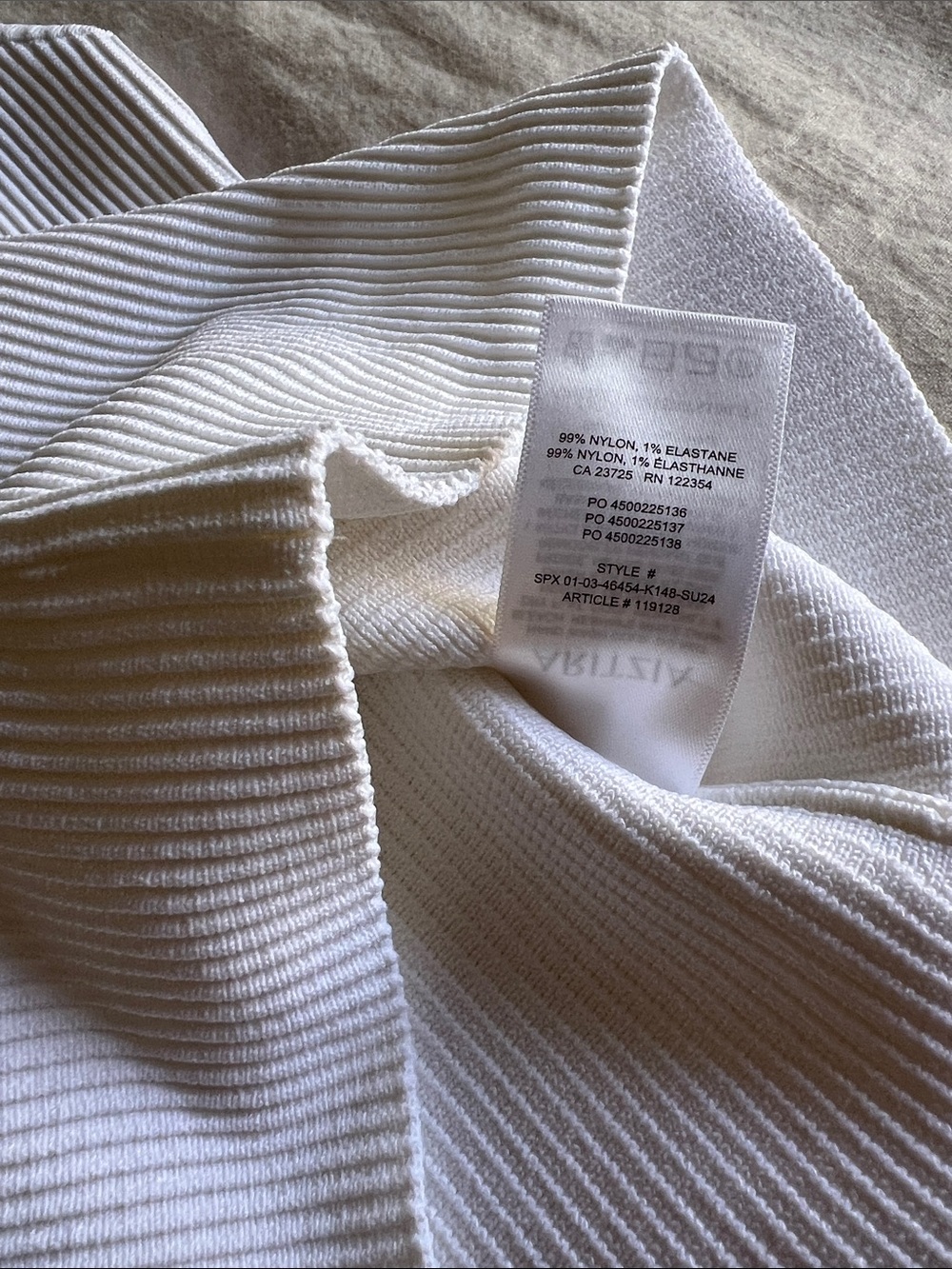 Aritzia Babaton Sculpt Knit Mock Neck Tank - Picture 5 of 10